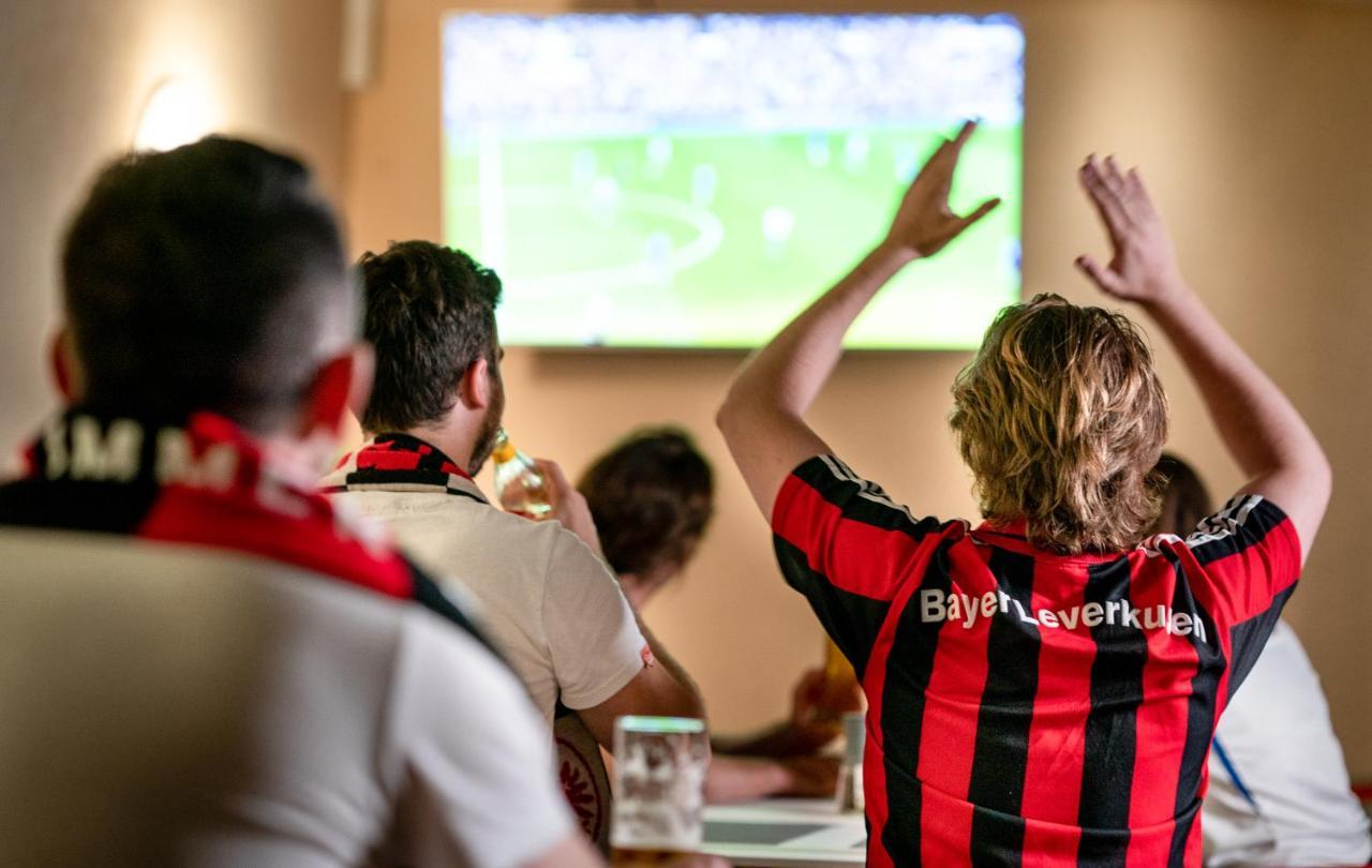 Kristallhotel Fettehenne Leverkusen Bagian luar foto